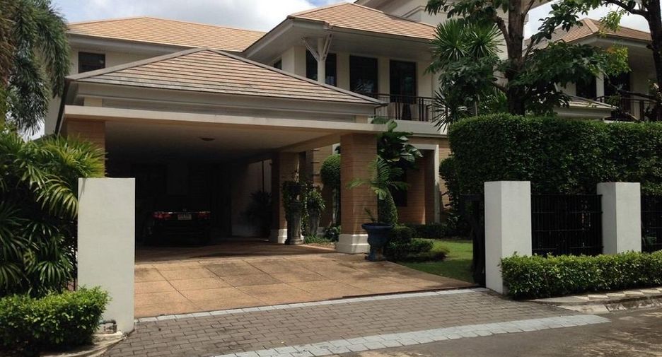 For sale 5 bedrooms house in Suan Luang, Bangkok
