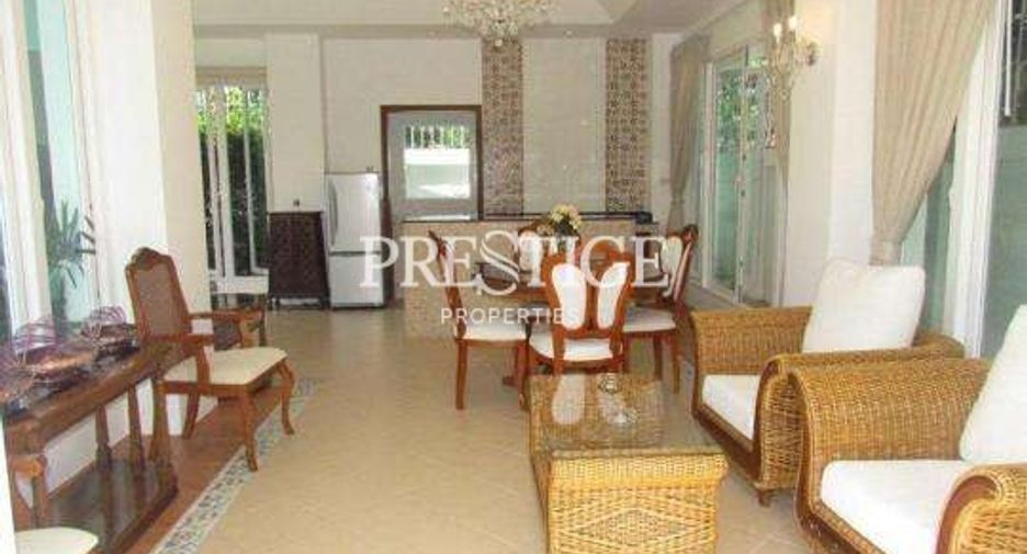 For rent and for sale 6 bed house in Bang Lamung, Chonburi