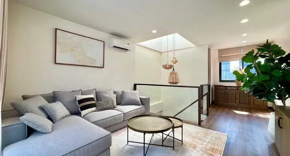出租 3 卧室 独立屋 在 Bang Rak, 曼谷