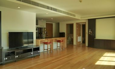 For rent 3 bed condo in Pathum Wan, Bangkok