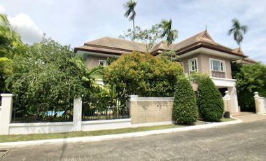 For sale 4 Beds villa in Mueang Phuket, Phuket