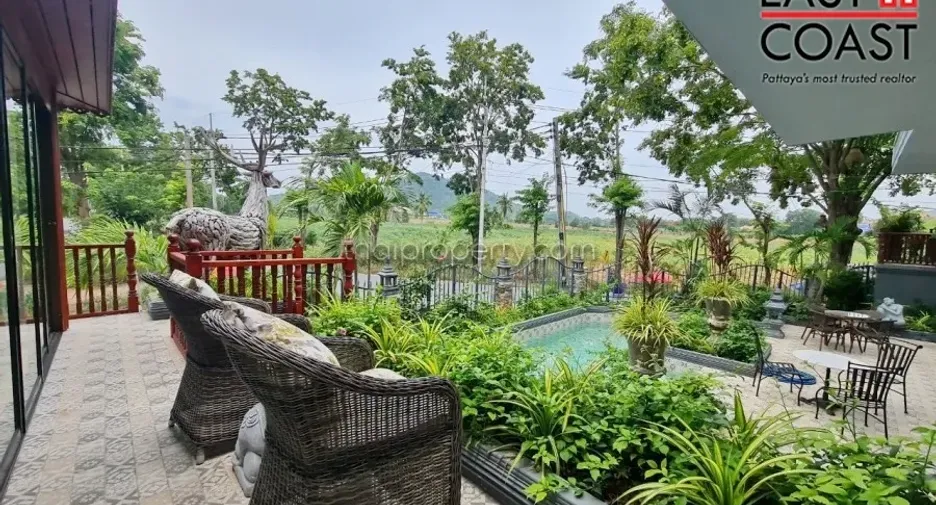 For sale 4 bedrooms house in Sattahip, Chonburi