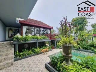 For sale 4 bedrooms house in Sattahip, Chonburi