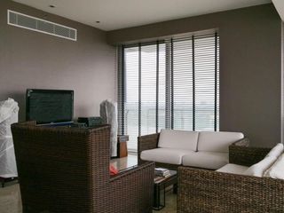 For rent 3 bed condo in Yan Nawa, Bangkok