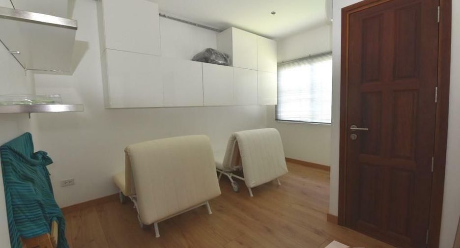 For sale 3 bed condo in Cha Am, Phetchaburi