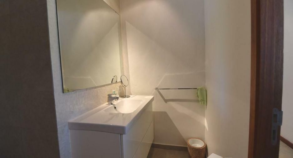 For sale 3 bed condo in Cha Am, Phetchaburi