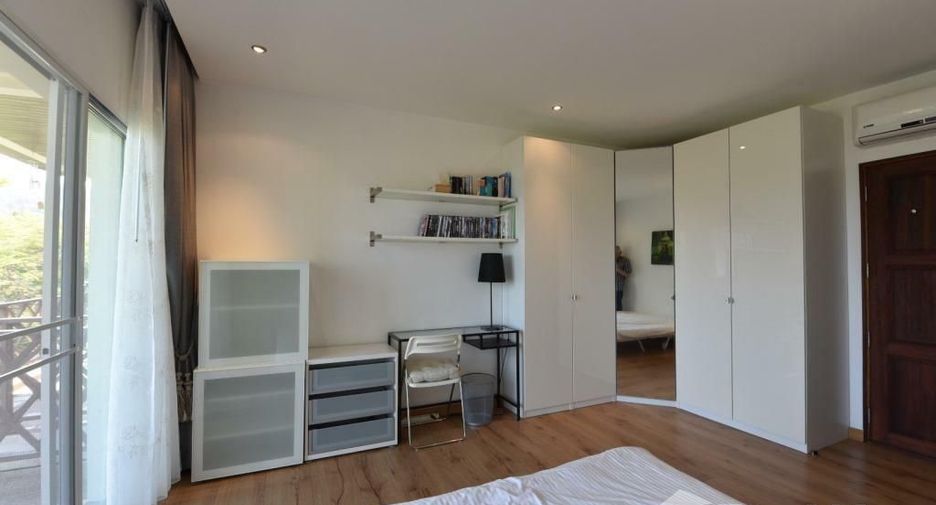 For sale 3 bed condo in Cha Am, Phetchaburi