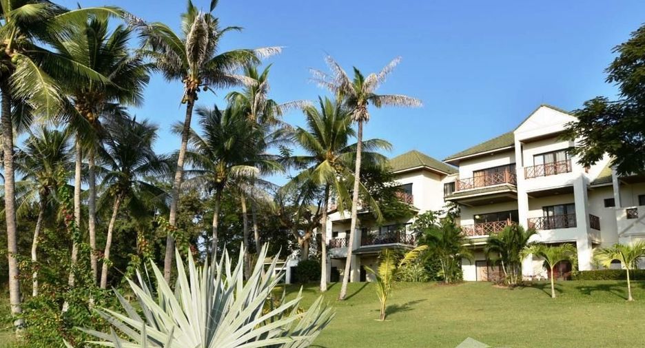 For sale 3 bed condo in Cha Am, Phetchaburi