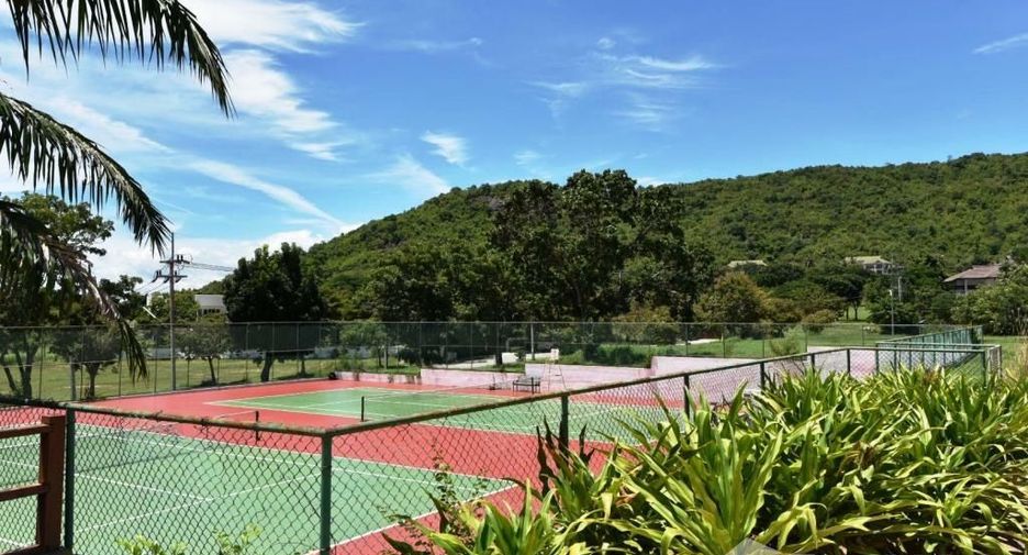 For sale 3 bed condo in Cha Am, Phetchaburi