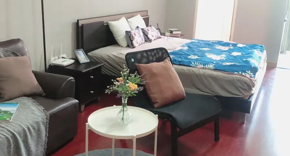 For rent studio condo in Huai Khwang, Bangkok