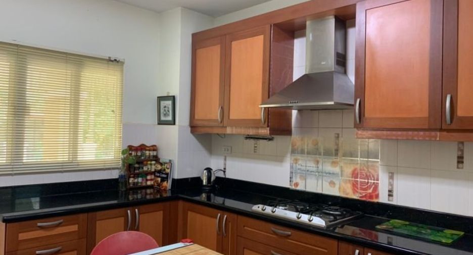 For sale 3 bedrooms house in Doi Saket, Chiang Mai