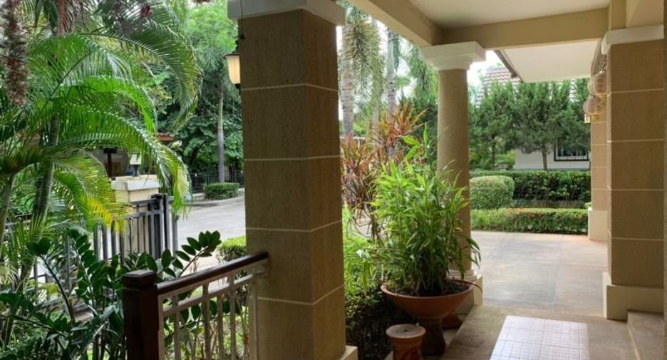 For sale 3 bedrooms house in Doi Saket, Chiang Mai