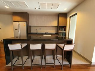 For sale 4 bed apartment in Khlong Toei, Bangkok