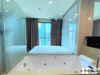 Wohnung zum Kauf mit 2 Zimmer in Sathon, Bangkok