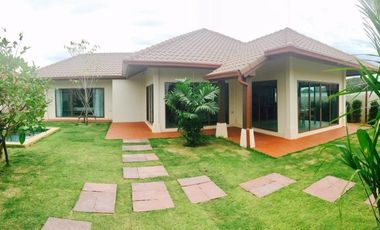 À louer 3 chambres maison à Sattahip, Chonburi
