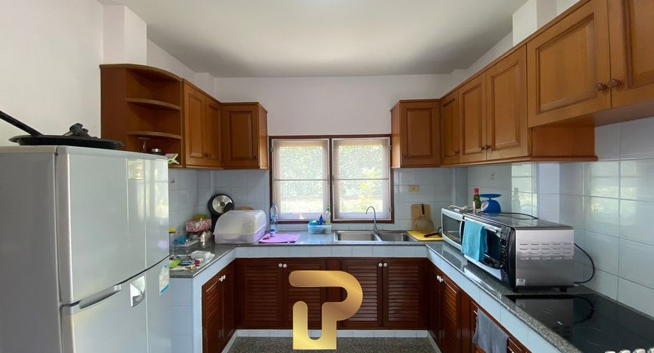 For sale 4 bedrooms villa in Hua Hin, Prachuap Khiri Khan