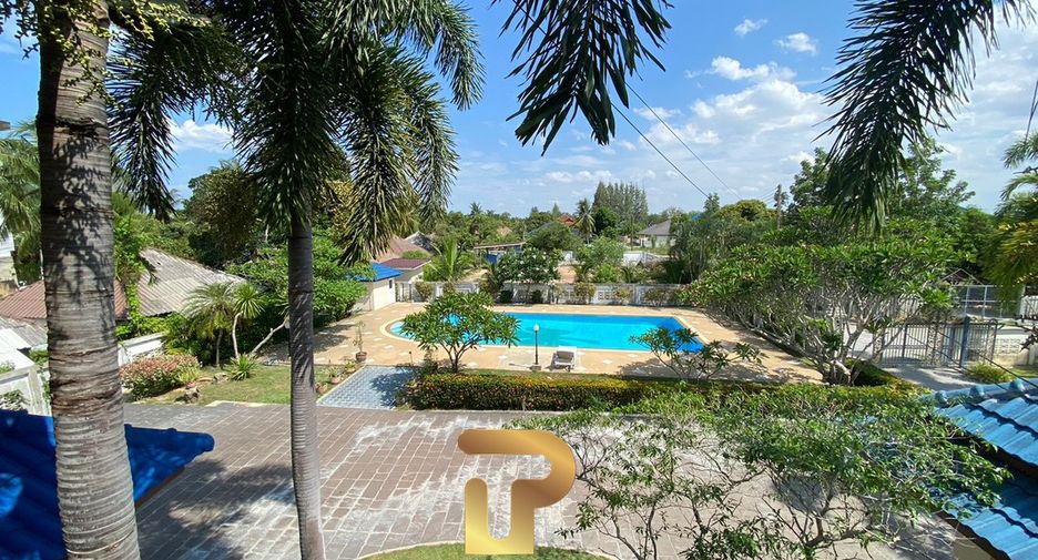 For sale 4 bedrooms villa in Hua Hin, Prachuap Khiri Khan