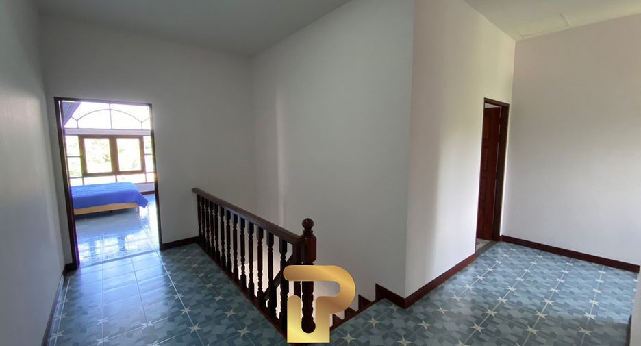 For sale 4 bedrooms villa in Hua Hin, Prachuap Khiri Khan