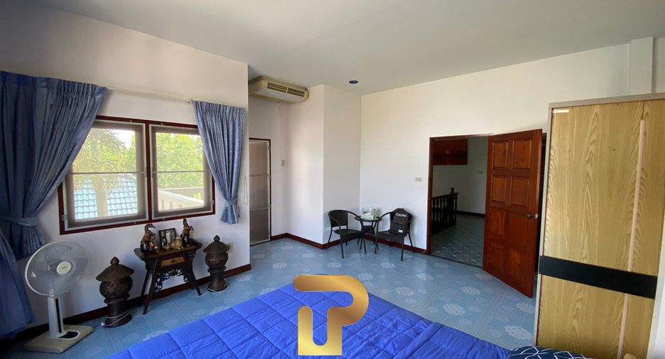 For sale 4 bedrooms villa in Hua Hin, Prachuap Khiri Khan
