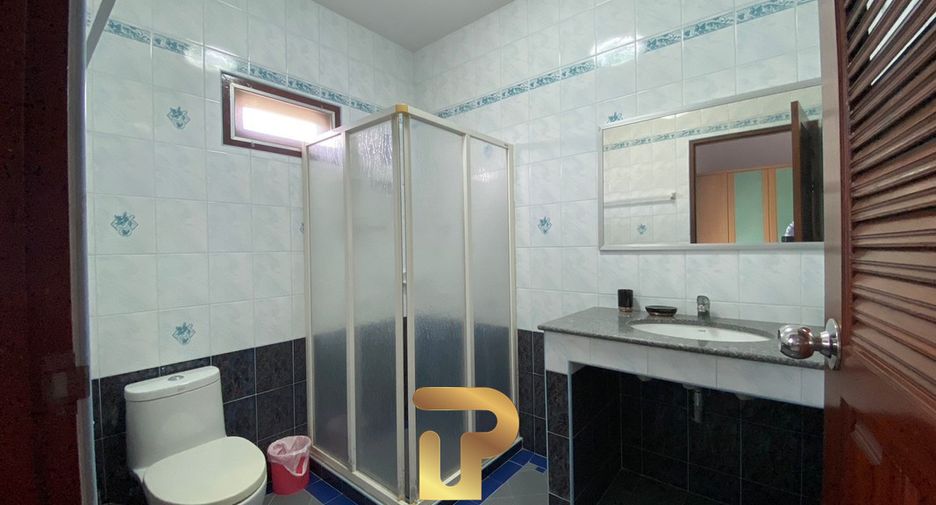 For sale 4 bedrooms villa in Hua Hin, Prachuap Khiri Khan