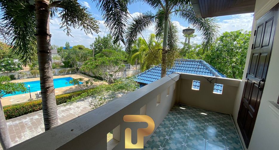 For sale 4 bedrooms villa in Hua Hin, Prachuap Khiri Khan