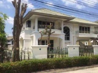For rent 5 Beds house in Phasi Charoen, Bangkok