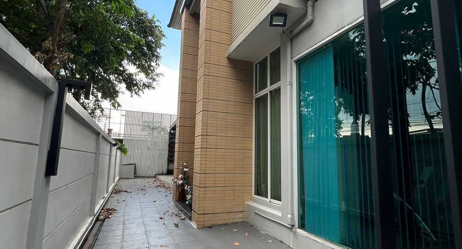 For rent そして for sale 5 Beds house in Bueng Kum, Bangkok