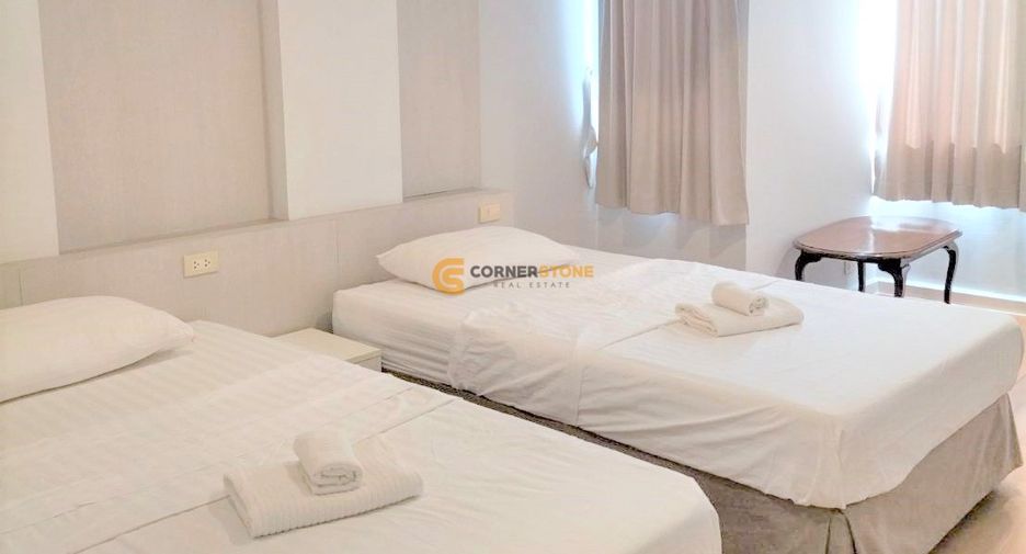 For sale 3 bed condo in Na Jomtien, Pattaya
