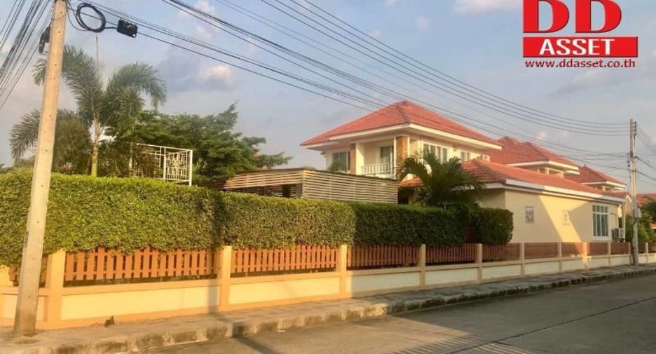 For sale 4 Beds house in Mueang Lop Buri, Lopburi