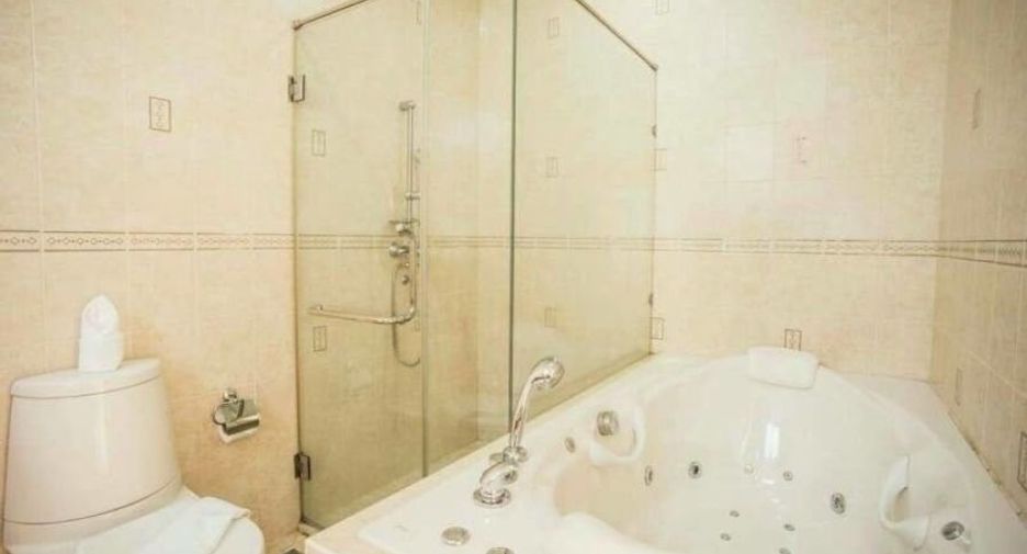 For rent 3 bedrooms house in Bang Lamung, Chonburi