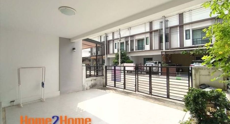 Reihenhaus zum Kauf mit 3 Zimmer in Lam Luk Ka, Pathum Thani