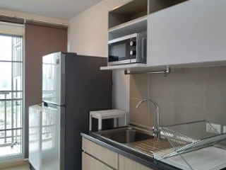 For sale 2 bed condo in Huai Khwang, Bangkok