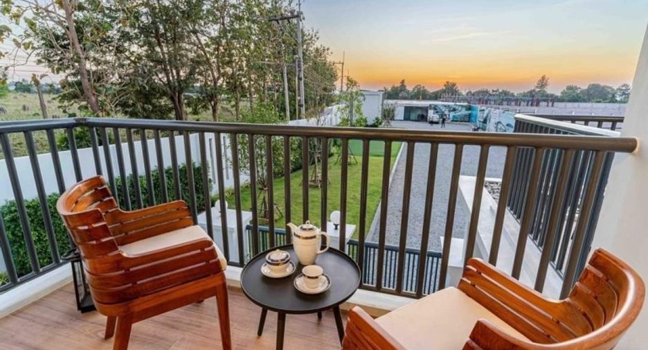 Casa en venta de 4 habitaciones en Bang Lamung, Chonburi