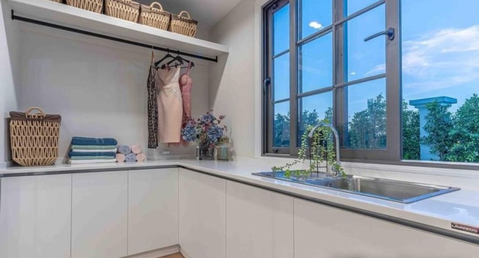 Casa en venta de 4 habitaciones en Bang Lamung, Chonburi