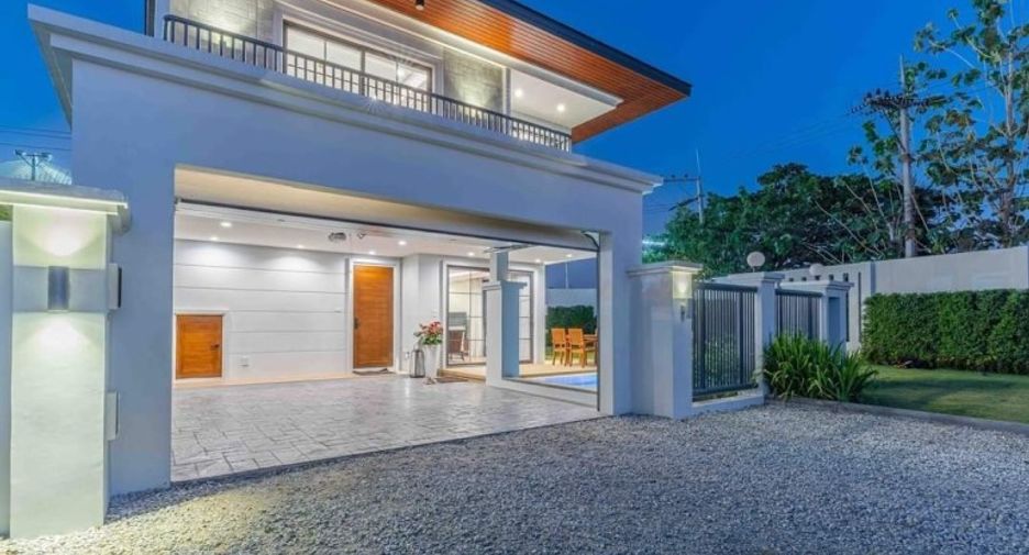 Casa en venta de 4 habitaciones en Bang Lamung, Chonburi
