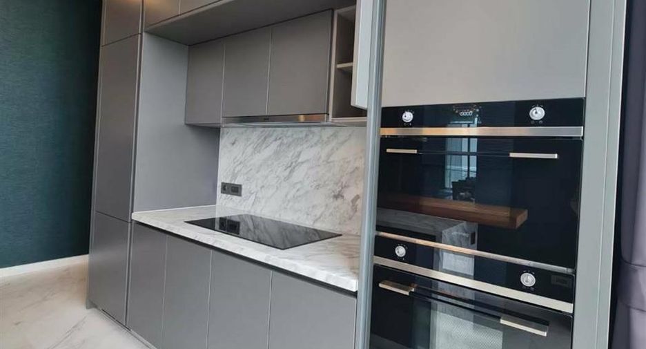 For sale 3 bedrooms condo in Watthana, Bangkok