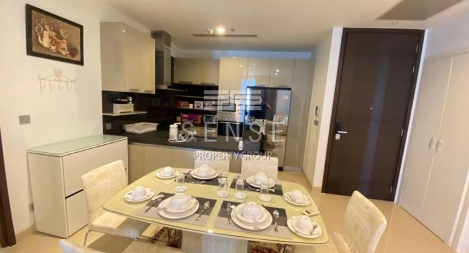 Condo en alquiler de 3 habitaciones en Watthana, Bangkok