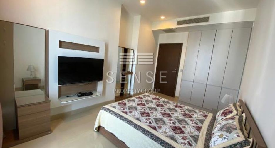 Condo en alquiler de 3 habitaciones en Watthana, Bangkok