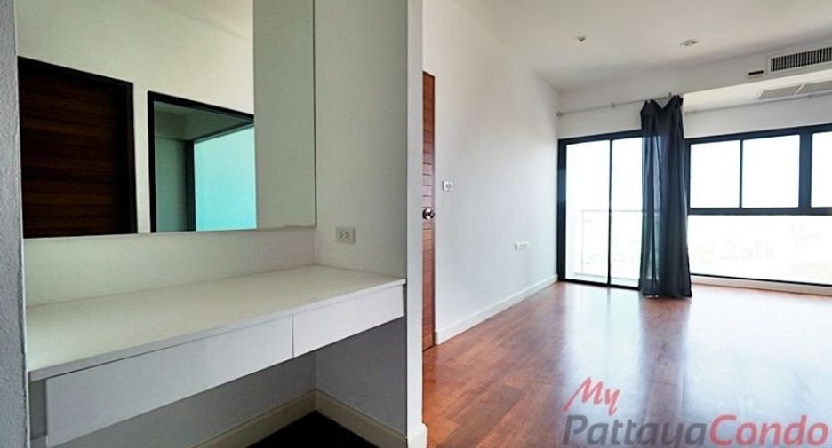 For sale 2 bedrooms condo in Bang Lamung, Chonburi