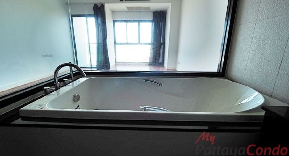For sale 2 bedrooms condo in Bang Lamung, Chonburi