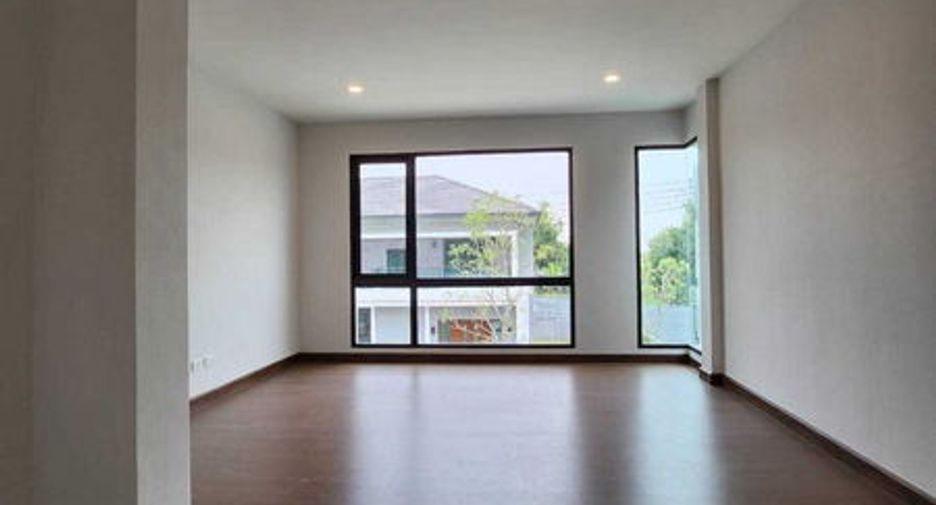 For sale そして for rent 4 Beds house in Sai Mai, Bangkok