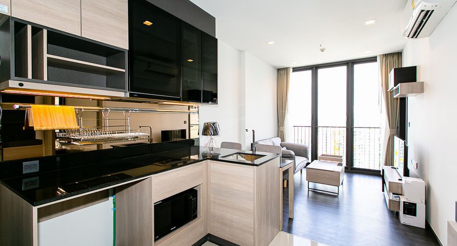 For rent 1 bed condo in Huai Khwang, Bangkok