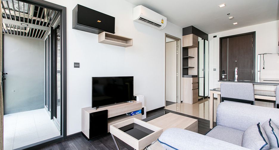For rent 1 bed condo in Huai Khwang, Bangkok