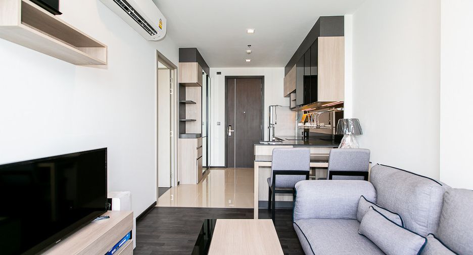 For rent 1 bed condo in Huai Khwang, Bangkok