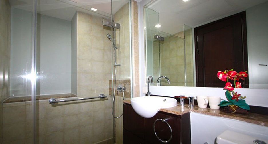 For rent 4 bedrooms condo in Bang Lamung, Chonburi