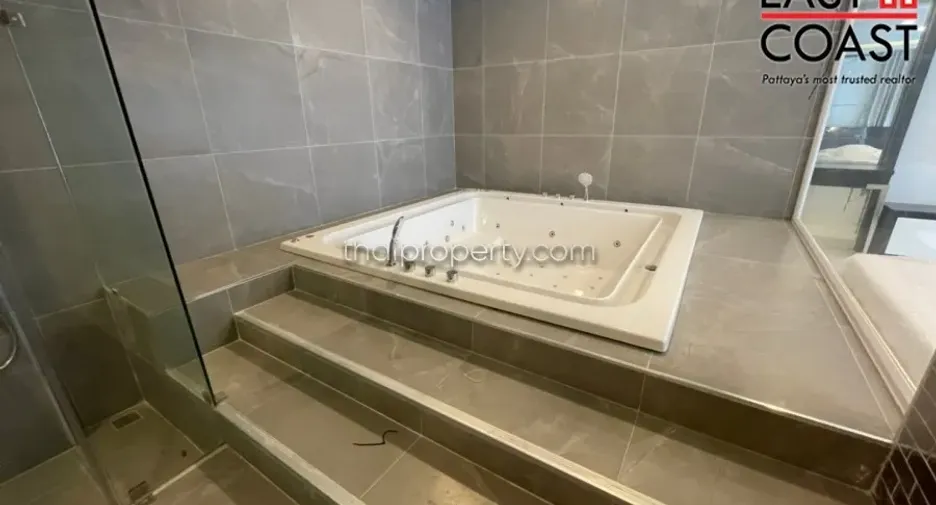 For sale 1 bed condo in Bang Lamung, Chonburi
