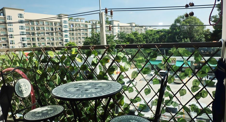 Wohnung zur Miete und zum Kauf mit 1 Zimmer in Bang Lamung, Chonburi