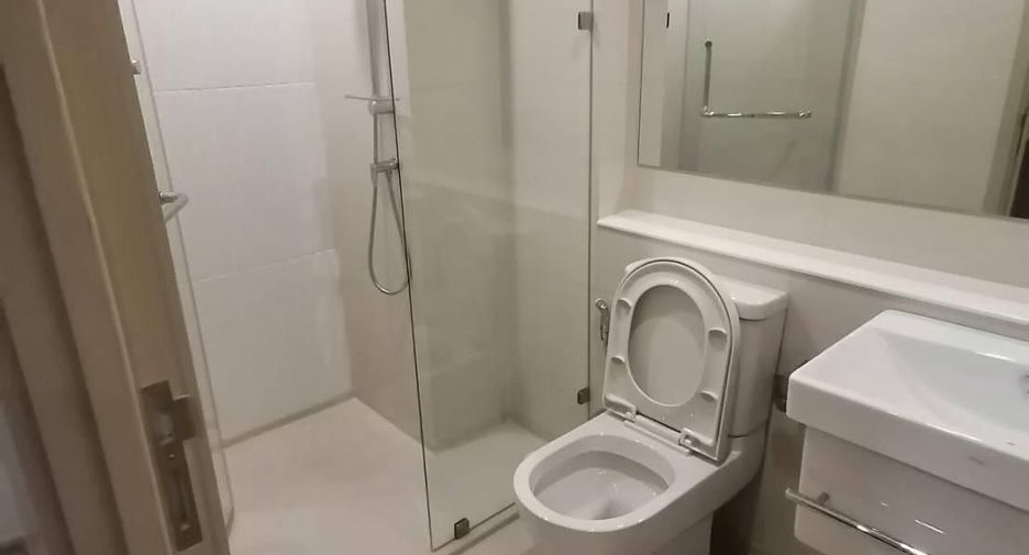 For sale studio condo in Pathum Wan, Bangkok