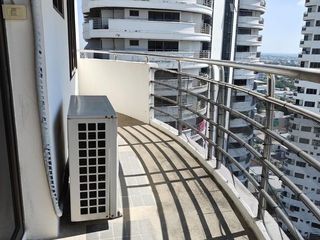 For sale 3 bed condo in Suan Luang, Bangkok