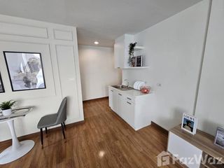 For sale スタジオ condo in Huai Khwang, Bangkok